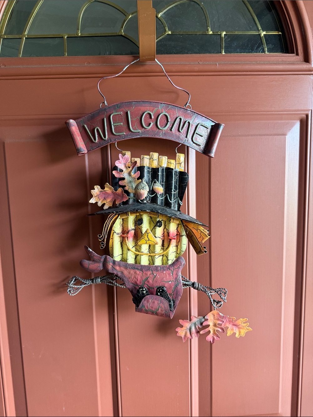 Rustic Metal Scarecrow Welcome Sign – Vintage Fall / Autumn Door Hanger